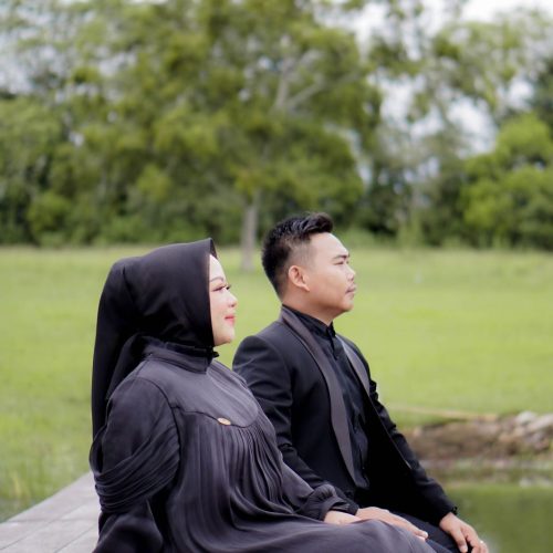 Rizka & Aulia 8