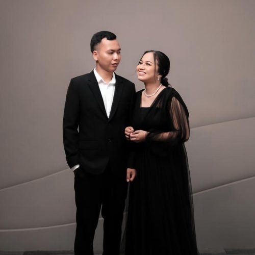 Ronal & Menda 16