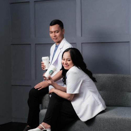 Ronal & Menda 19