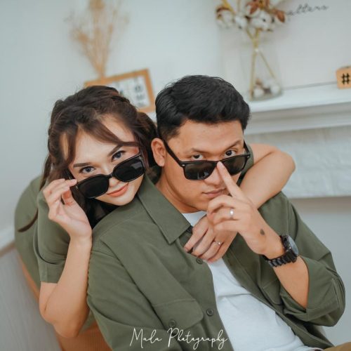 Shila & Dhika 18
