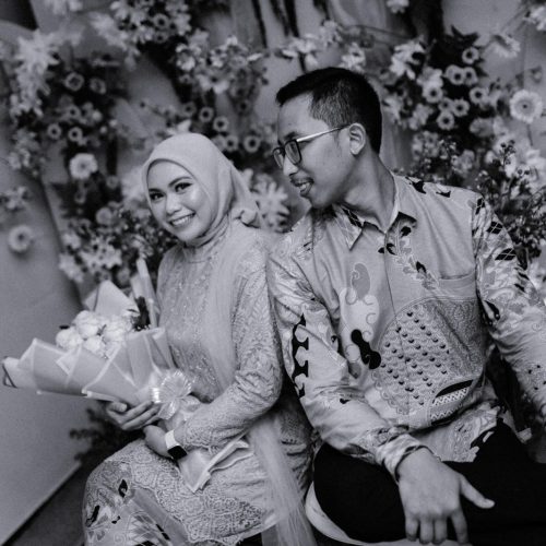 Wira & Okti 19