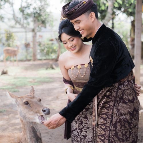 Yoga & Dila 5