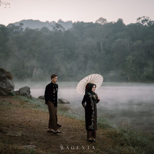 Yuni & Azis 1