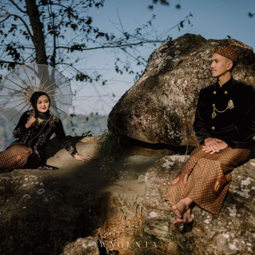 Yuni & Azis 18