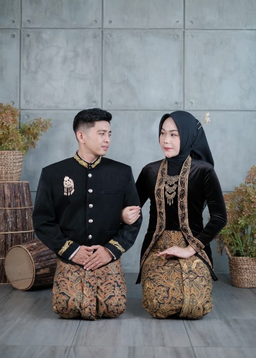 Zaeni & Putri Revisi 16