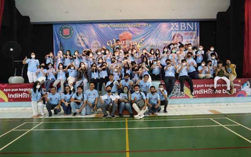 graduation-SMP-Pembangunan-Jaya-Bintaro-14.jpg
